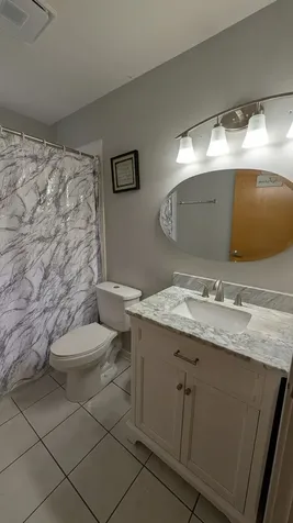 1133 East 83rd Street Chicago IL 60619