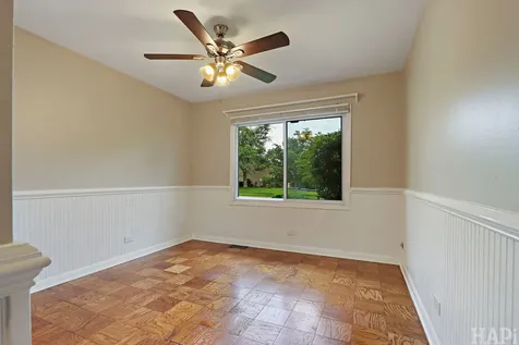 1540 North Pepper Tree Drive Palatine IL 60067
