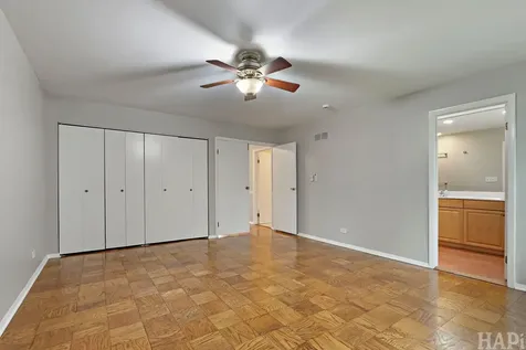 1540 North Pepper Tree Drive Palatine IL 60067