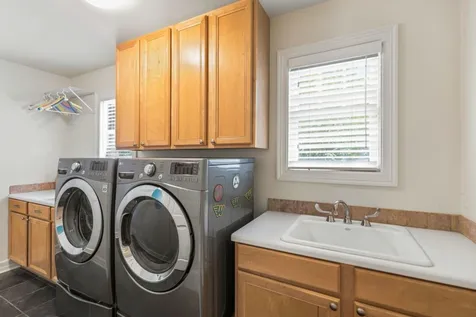 241 Walden Drive Glencoe IL 60022