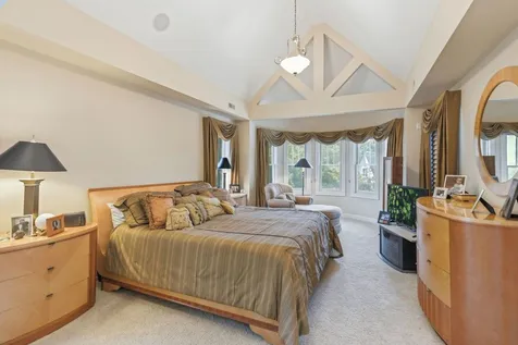 241 Walden Drive Glencoe IL 60022