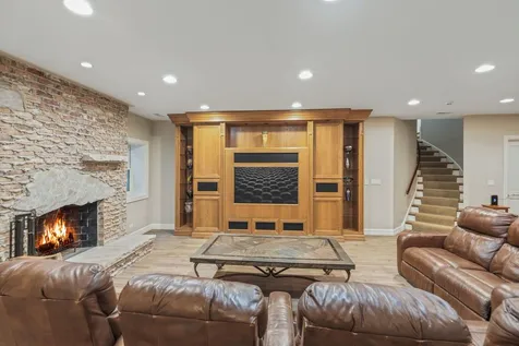 241 Walden Drive Glencoe IL 60022