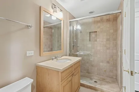 241 Walden Drive Glencoe IL 60022