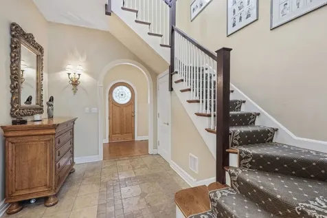 241 Walden Drive Glencoe IL 60022