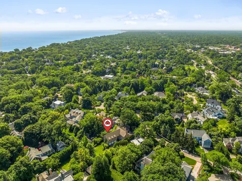 241 Walden Drive Glencoe IL 60022