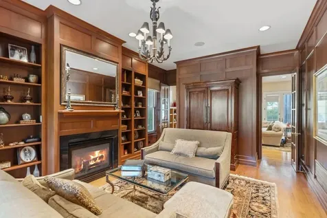 241 Walden Drive Glencoe IL 60022