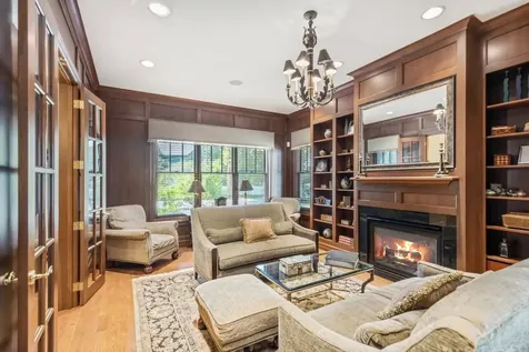 241 Walden Drive Glencoe IL 60022