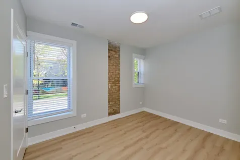 2127 South Marshall Boulevard Chicago IL 60623