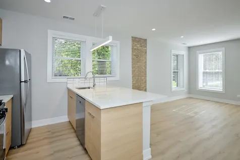 2127 South Marshall Boulevard Chicago IL 60623