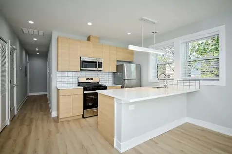 2127 South Marshall Boulevard Chicago IL 60623