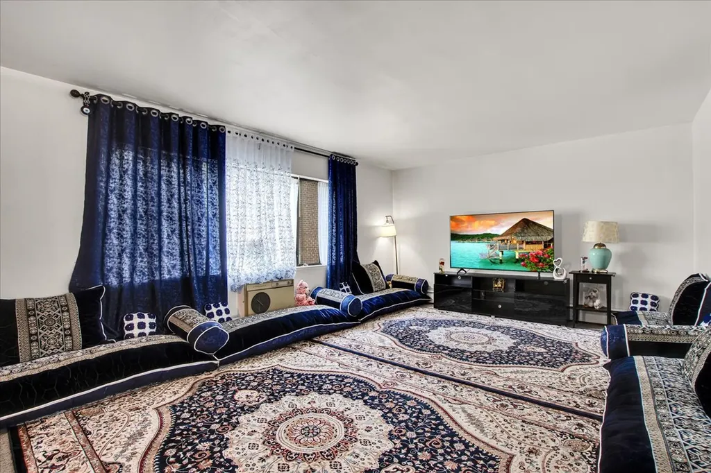 3441 West Bryn Mawr Avenue Chicago IL 60659