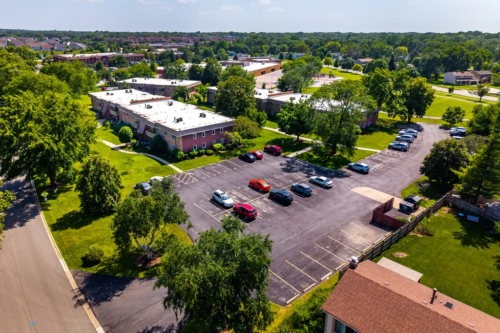 6S080 Park Meadow Drive Naperville IL 60540