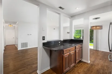 6S080 Park Meadow Drive Naperville IL 60540