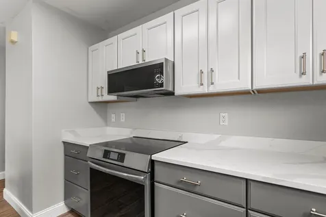 706 Corey Lane Champaign IL 61822