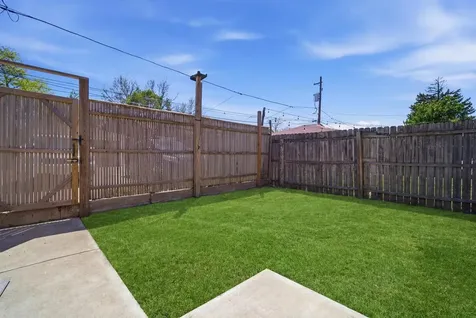 3505 West Le Moyne Street Chicago IL 60651