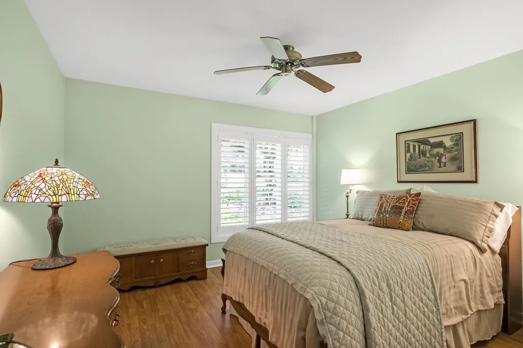 2 Oak Brook Club Drive Oak Brook IL 60523