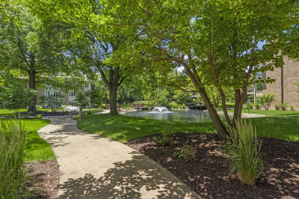 2 Oak Brook Club Drive Oak Brook IL 60523