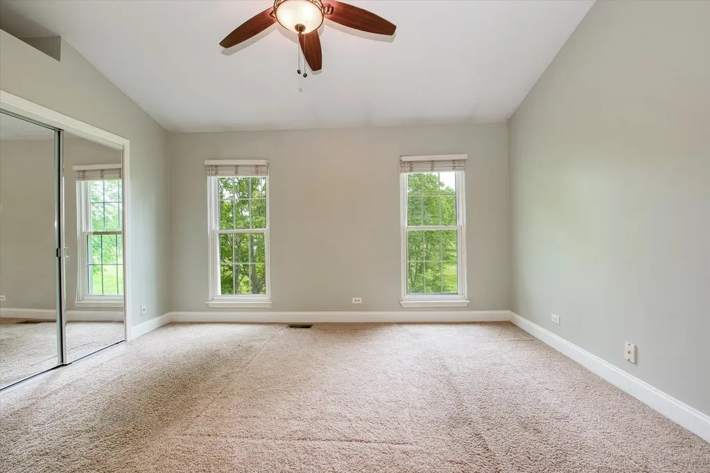 112 Golfview Drive Glendale Heights IL 60139