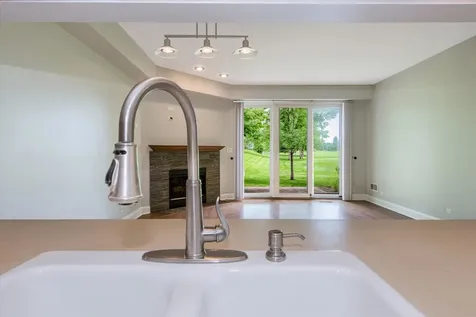 112 Golfview Drive Glendale Heights IL 60139