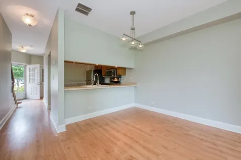112 Golfview Drive Glendale Heights IL 60139