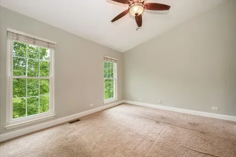 112 Golfview Drive Glendale Heights IL 60139