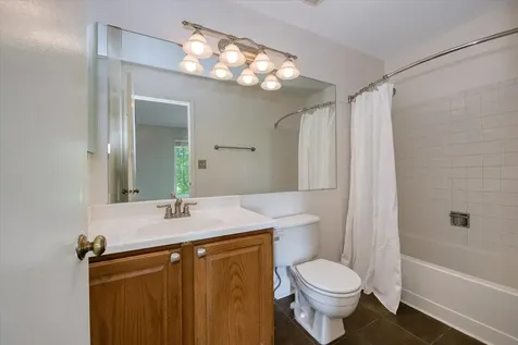 112 Golfview Drive Glendale Heights IL 60139