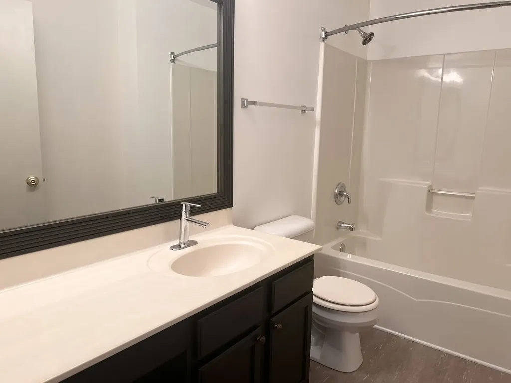 2407 Stoughton Circle Aurora IL 60502