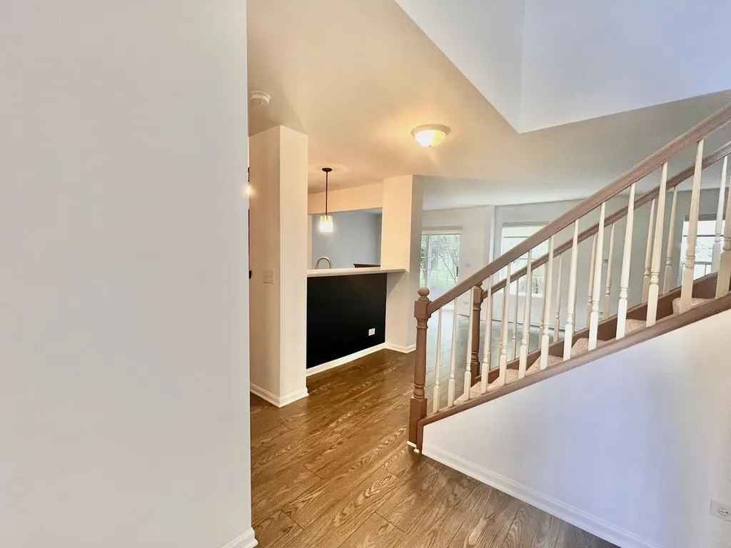 2407 Stoughton Circle Aurora IL 60502