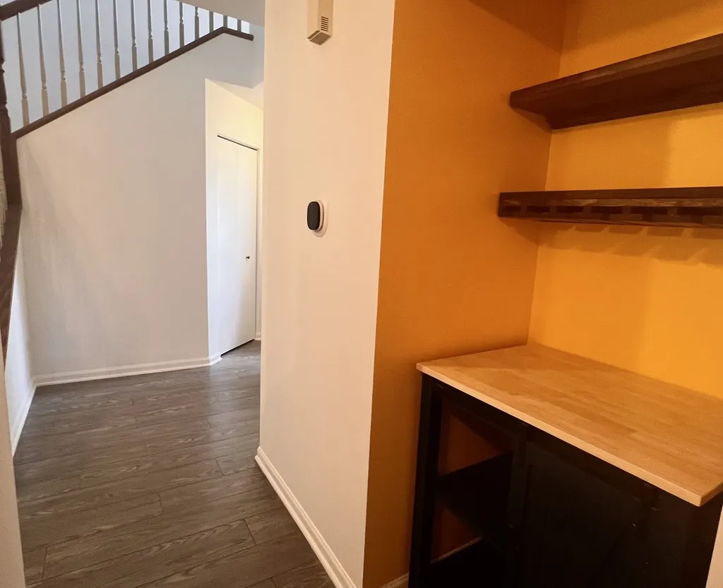 2407 Stoughton Circle Aurora IL 60502