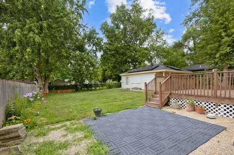 502 Monroe Avenue Ingleside IL 60041