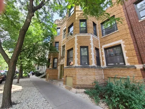 705 West Cornelia Avenue Chicago IL 60657