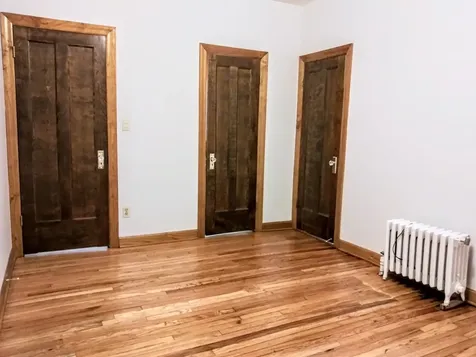705 West Cornelia Avenue Chicago IL 60657