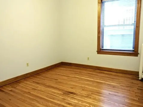 705 West Cornelia Avenue Chicago IL 60657
