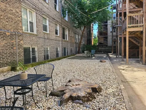 705 West Cornelia Avenue Chicago IL 60657