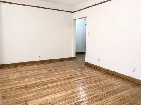 705 West Cornelia Avenue Chicago IL 60657