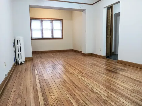 705 West Cornelia Avenue Chicago IL 60657