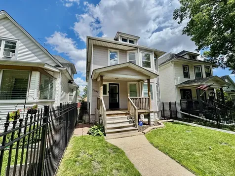 2047 North Lavergne Avenue Chicago IL 60639