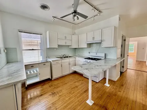 2047 North Lavergne Avenue Chicago IL 60639