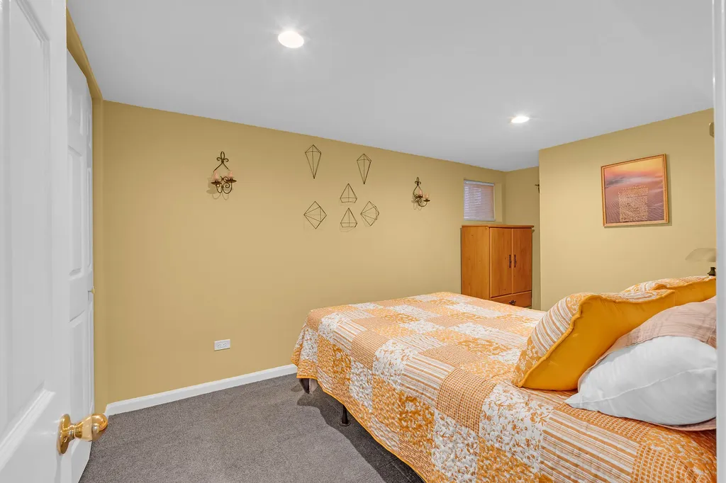 6548 North Sayre Avenue Chicago IL 60631