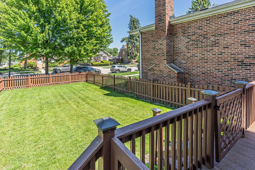6548 North Sayre Avenue Chicago IL 60631