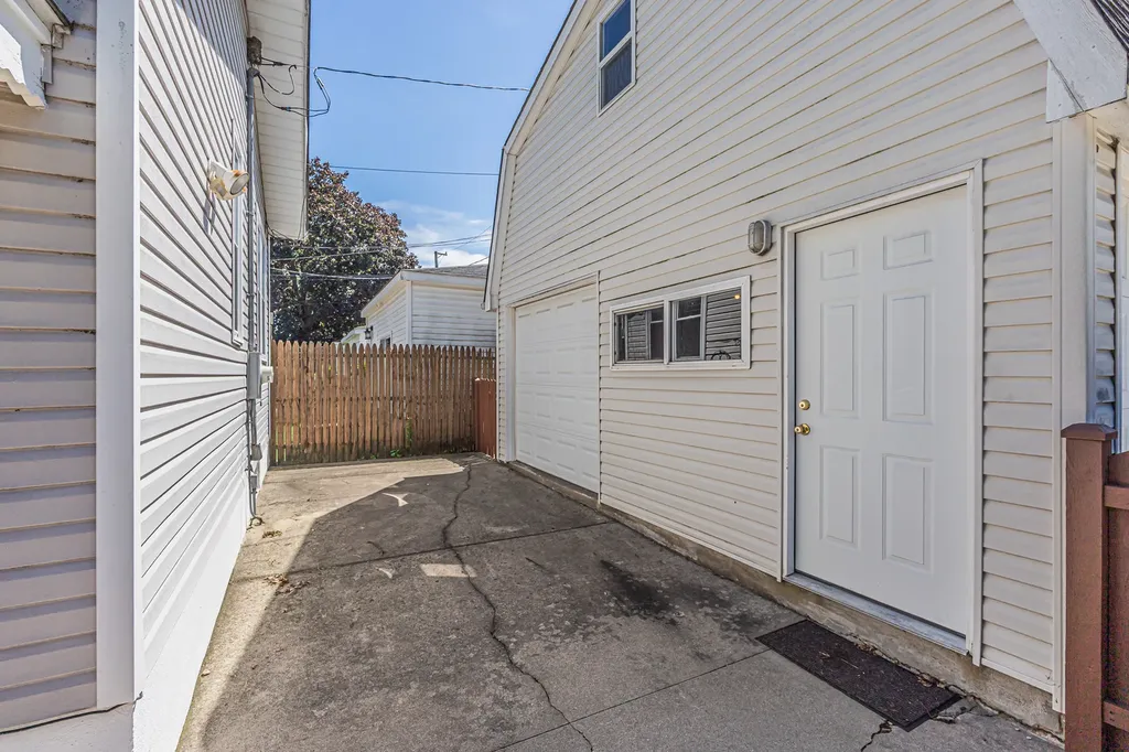 6548 North Sayre Avenue Chicago IL 60631