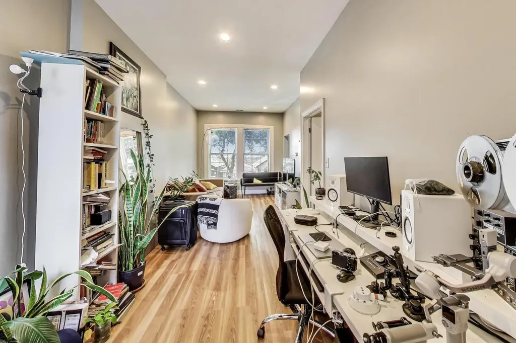 3623 South Emerald Avenue Chicago IL 60609