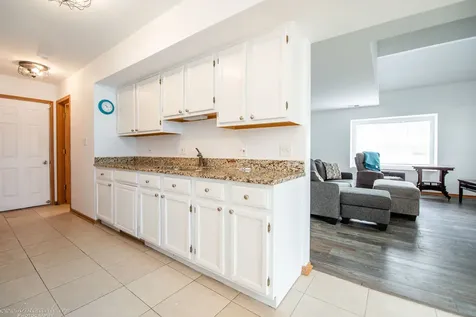 5616 West Von Avenue Monee IL 60449