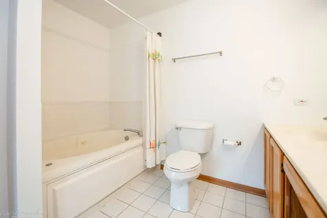 5616 West Von Avenue Monee IL 60449