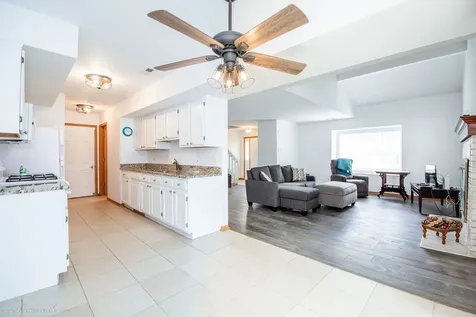 5616 West Von Avenue Monee IL 60449