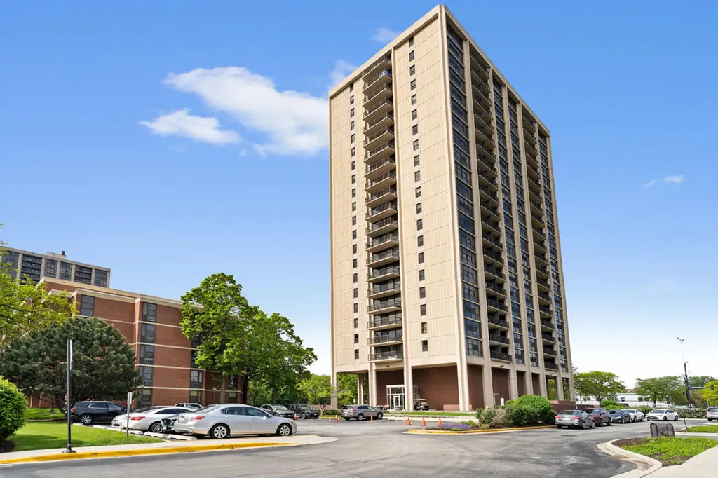 2901 South Michigan Avenue Chicago IL 60616