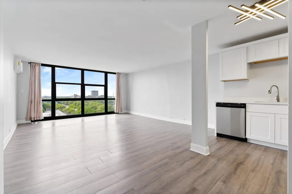 2901 South Michigan Avenue Chicago IL 60616
