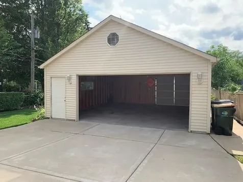 634 Babetta Avenue Park Ridge IL 60068