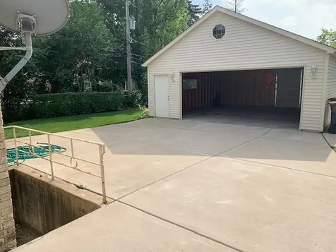 634 Babetta Avenue Park Ridge IL 60068