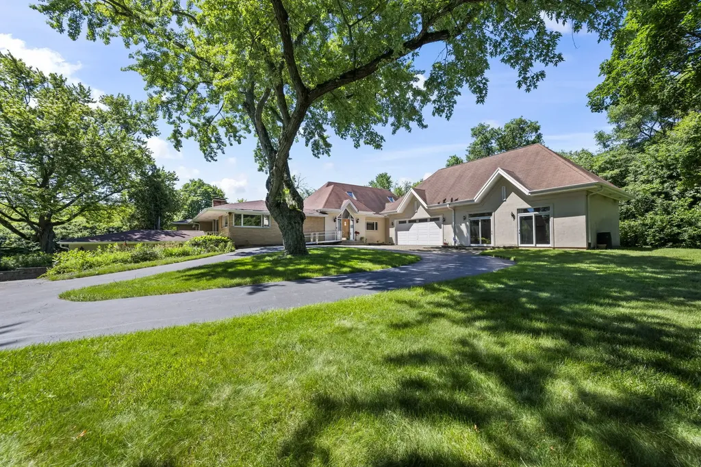 26347 West Il Route 22 Barrington IL 60010